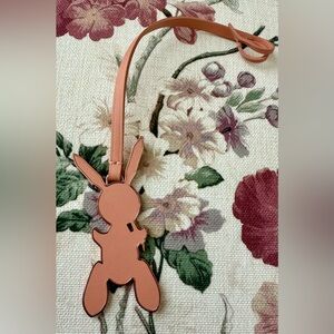 Louis Vuitton x Jeff Koons Rabbit bag charm